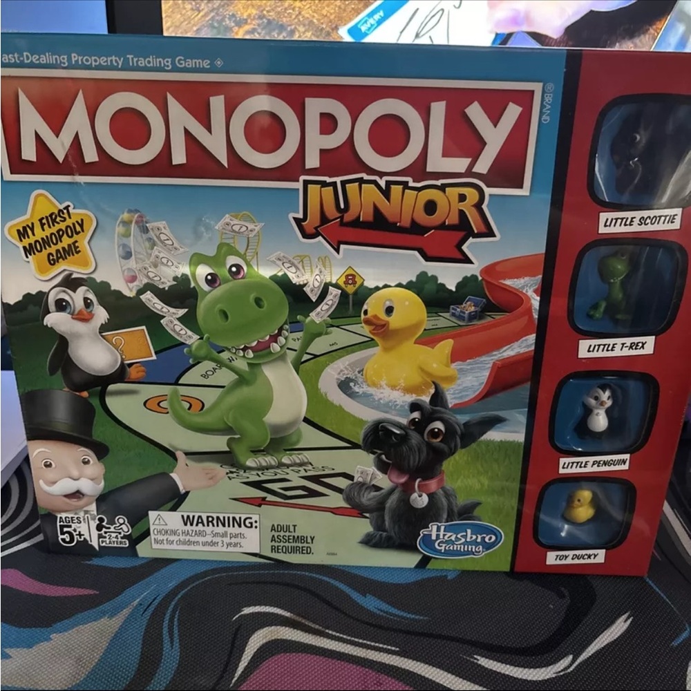 Hasbro Monopoly Junior Game Brand NEW New Tokens My First Monopoly